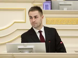 Бывший депутат ЗакСа Сысоев возглавил спортшколу во Фрунзенском районе