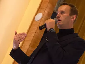 Навальный пожаловался на излишне яркий свет в камере после визита членов ОНК