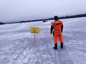 фото ЗакС политика На водоемах Ленобласти завершились ледовзрывные работы