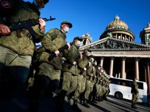 фото ЗакС В Петербурге будут тестировать рассылку электронных повесток фото ЗакС политика В Петербурге будут тестировать рассылку электронных повесток