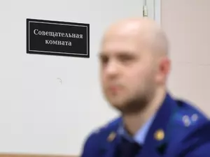 Осуждённого по делу Голунова силовика Уметбаева отправят из колонии на птицефабрику