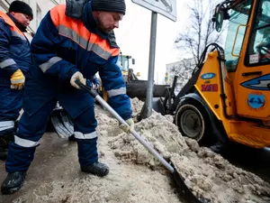фото ЗакС политика Беглов провел экстренное совещание по вопросу ликвидации снега 28 ноября
