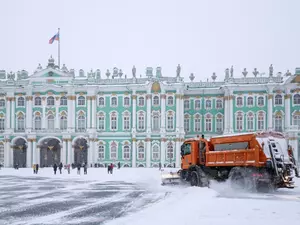 фото ЗакС политика Комблаг отчитался о вывозе снега за неделю