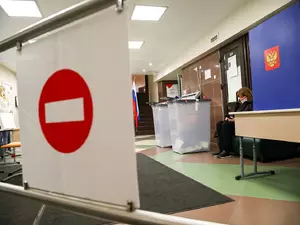 фото ЗакС Кандидату в Красном Селе запретили приходить на участок после вызова полиции фото ЗакС политика Кандидату в Красном Селе запретили приходить на участок после вызова полиции
