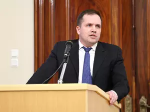 фото ЗакС Рябоконь призвал прокуратуру выявить источник загрязнения Волковки фото ЗакС политика Рябоконь призвал прокуратуру выявить источник загрязнения Волковки