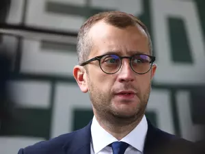 фото ЗакС Пиотровский перевел рабочую переписку в мессенджер MAX фото ЗакС политика Пиотровский перевел рабочую переписку в мессенджер MAX