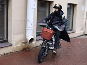     600   