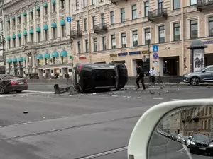 В массовом ДТП на Невском проспекте пострадала женщина