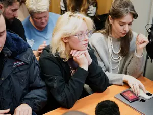 Скорая помощь прибыла в отдел полиции к уличной певице Наоко