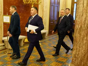 Беглов с Руденей приехали в ЗакС для представления бюджета на 2026 год