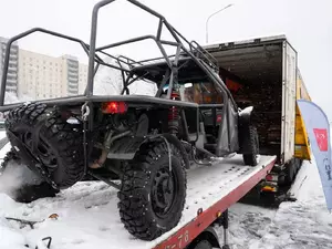 ЗакС Петербурга направил Ленинградскому полку боевой багги и гуманитарный груз