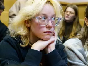 Романов заподозрил применение ботов для поддержки Наоко в интернете