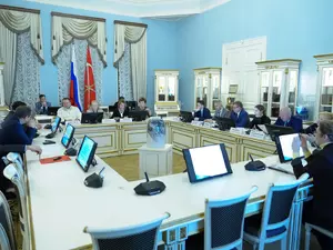 Комиссия ЗакСа одобрила запрет на размещение ларьков без договора