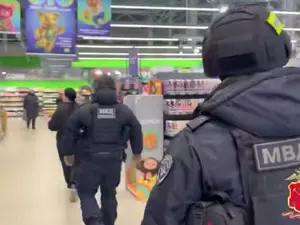 В отделы полиции при проверке "Перекрестков" доставлены 53 мигранта