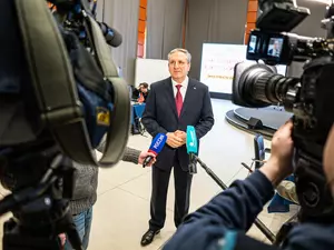 Мейксин завел канал в MAX