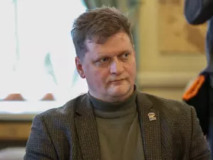 Серавин обошел соперников на праймериз в ЗакС по 11-й региональной группе