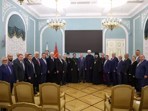 Смольный планирует открыть этнопарк в Стрельне