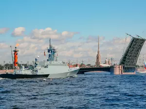 Фонтанка: В Петербурге в 2026 году не будут проводить парад в День ВМФ