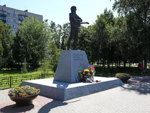 В Смольном обратились к петербуржцам в день рождения музыканта Виктора Цоя