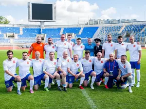 Команда ЗакСа выиграла в матче по мини-футболу против правительства Ленобласти