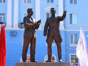 Филимонов открыл памятник Сталину в Череповце