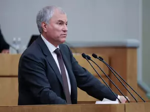 Володин предложил устроить военные сборы для депутатов