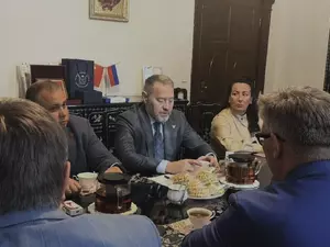 Бельский с женой в Шанхае пообщались с генконсулом России