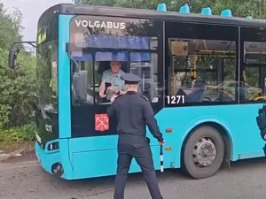 ������� ��������� ����� 300 ��������� � ������� 40 �����������
