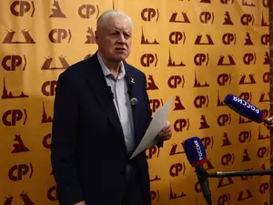 Миронов раскритиковал единороссов за контент в соцсетях