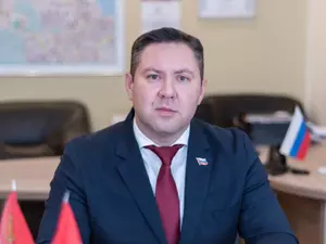 Глава МО "Остров Декабристов" Захаров собирается покинуть пост