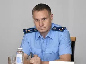 Гуришев представил нового прокурора Центрального района Синяева