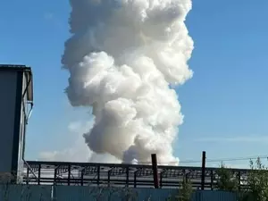 Взрыв на свалке в Колтушах: огонь охватил 400 квадратных метров