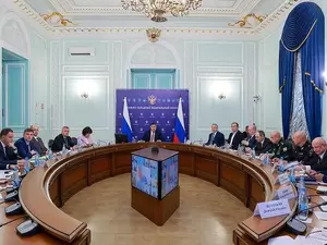 Руденя провел совещание по подготовке к выборам в СЗФО