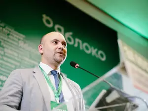 Челябинский суд отменил регистрацию "яблочного" кандидата по иску "Зеленых"