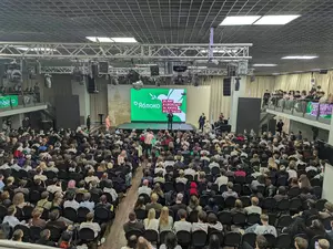 Рыбаков провел встречу со сторонниками "Яблока" в Петербурге