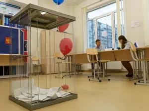 "Единая Россия" лидирует на выборах в ЗакС Петербурга