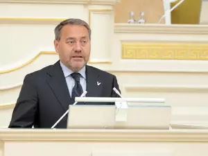 Бельский: петербуржцы сами принимали решение купить билеты на Канье Уэста